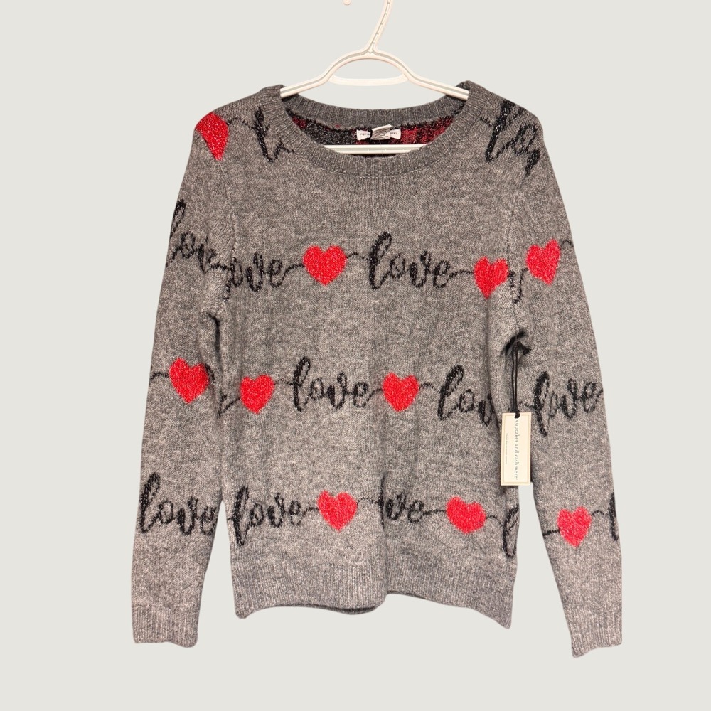 Cupcakes and Cashmere Womens Love Heart Gray Crewneck Sweater Small NWT